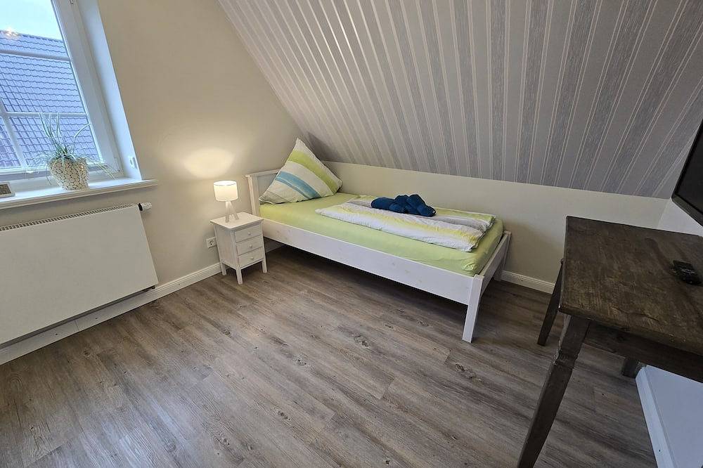 Ferienhaus Torben´s Hüs - komfortabel, 3 Schlafzimmer in Borgsum, Föhr