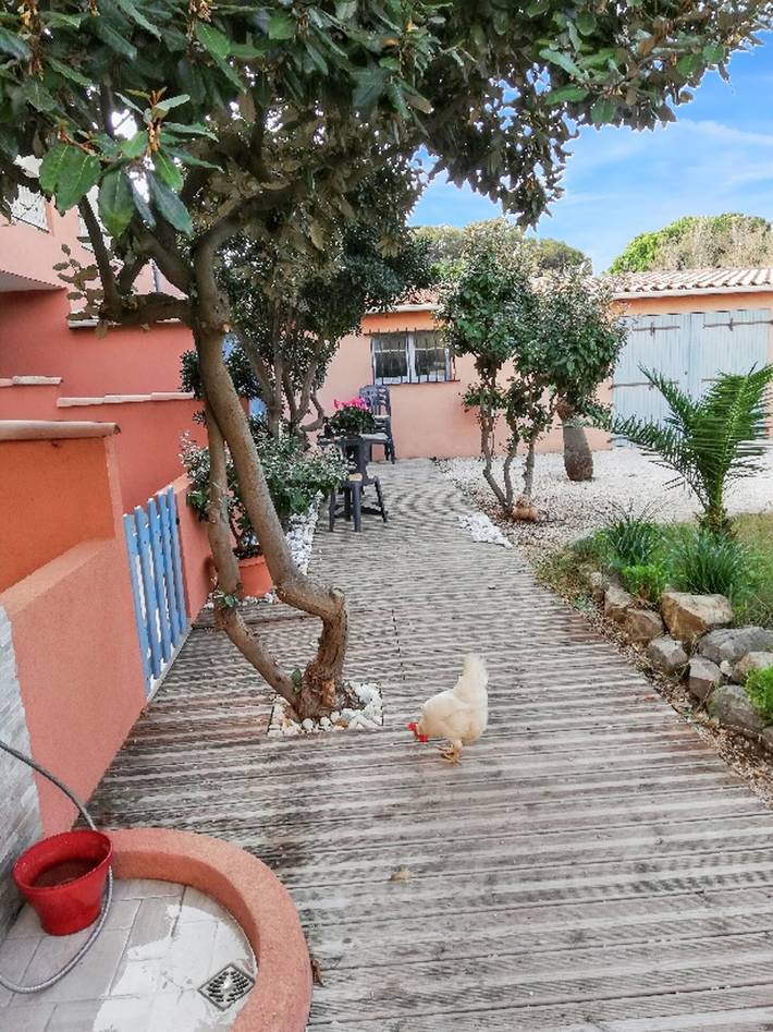 Gîte pour 4 personnes, avec terrasse, animaux acceptés dans La Bergerie - 2