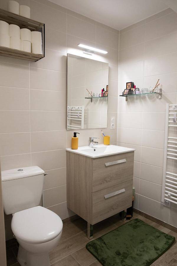 Gîte pour 5 personnes, avec vue et terrasse à Maurs - 3