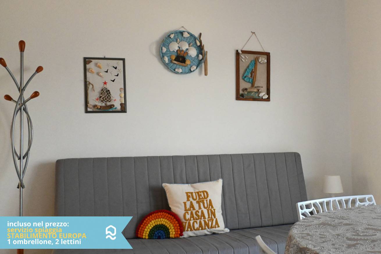 Entire apartment, Rs324 - Marcelli, seafront three-room apartment with beach included in Marcelli, Riviera del Conero