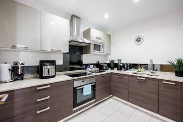 Holiday Home for 6 People in Bournemouth, South West England, Photo 2