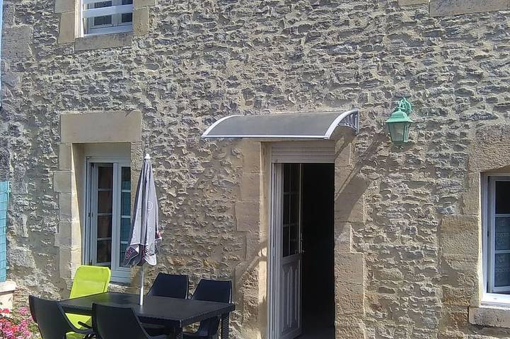 Location de vacances pour 4 personnes, avec jardin et terrasse à Ryes