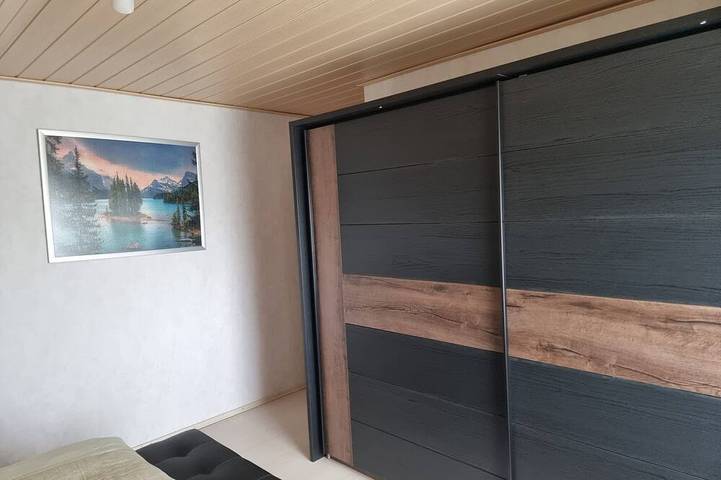Ganze Wohnung, Gemütliche Ferienwohnung mit Balkon in Bad Salzdetfurth, Landkreis Hildesheim