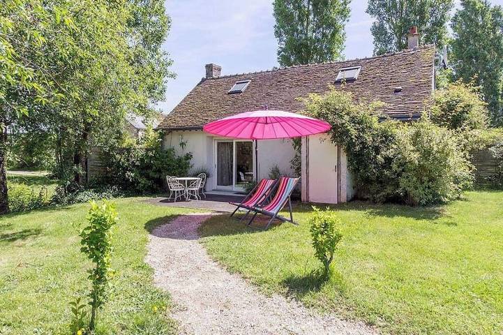 Location de vacances pour 6 personnes, avec Jardin à Seillac