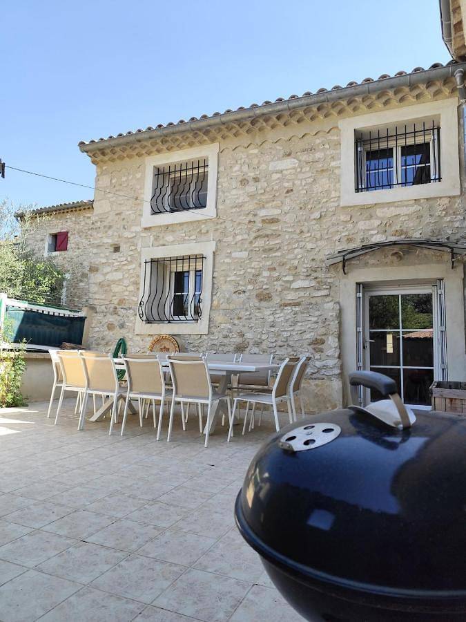 Location de vacances pour 18 personnes, avec sauna ainsi que terrasse et jacuzzi à La Baume-de-Transit - 4