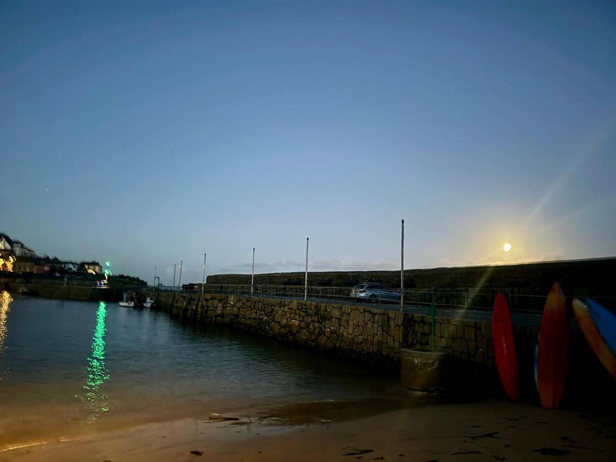 Honeysuckle Cottage by The Sea in Mousehole, Cornwall
