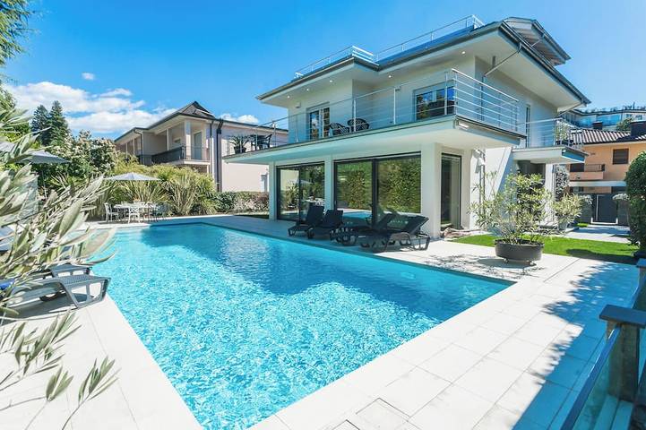 Villa pour 8 personnes, avec jardin, animaux acceptés à Comune di Stresa