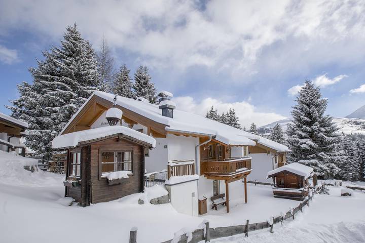 Chalet für 8 Personen, mit Balkon und Garten sowie Sauna, kinderfreundlich in Königsleiten