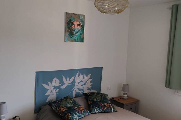 Gîte pour 4 personnes, avec balcon à Vic-sur-Cère - 3