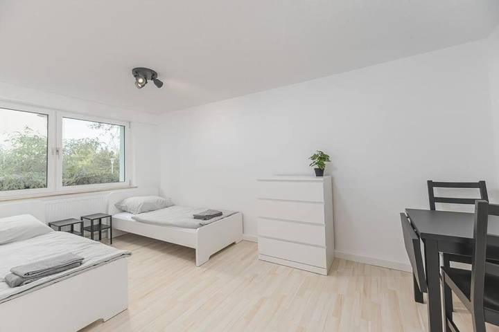Ferienwohnung für 6 Personen, mit Terrasse und Garten - 1