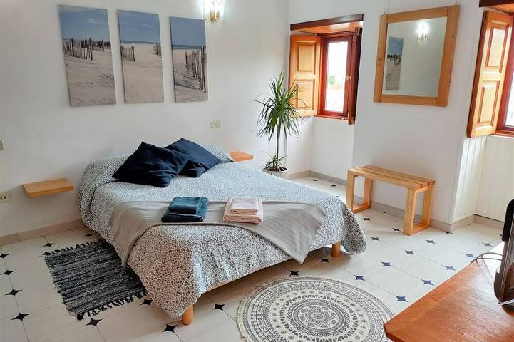 Gîte pour 4 personnes, avec Terrasse et Jardin
