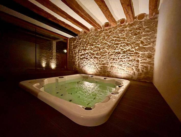 Casa rural para 10 personas, con Balcón y Jacuzzi además de Terraza y Jardín en Alto Urgel