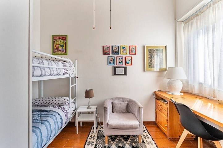 Ganze Wohnung, \"Welcome Home\" Wohnung 5 Minuten vom Meer und 25 Minuten von Rom entfernt in Ostia, Rom