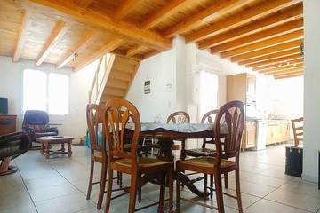 Gîte pour 5 personnes, avec balcon et jardin dans Plage de la Cèpe