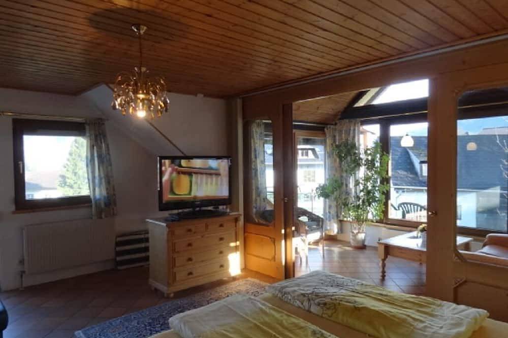 Ganze Wohnung, Ferienwohnung 2 mit Balkon Traunsteinblick in Altmünster, Bezirk Gmunden