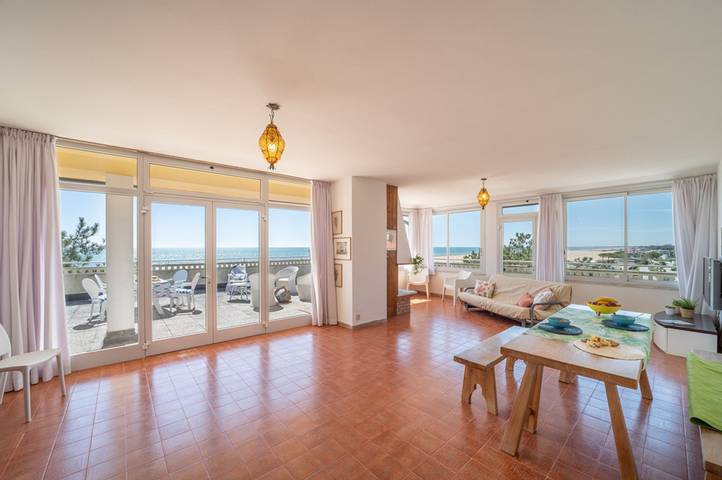 Ganze Wohnung, Atemberaubender Rückzugsort mit malerischer Terrasse in Bibione, San Michele al Tagliamento