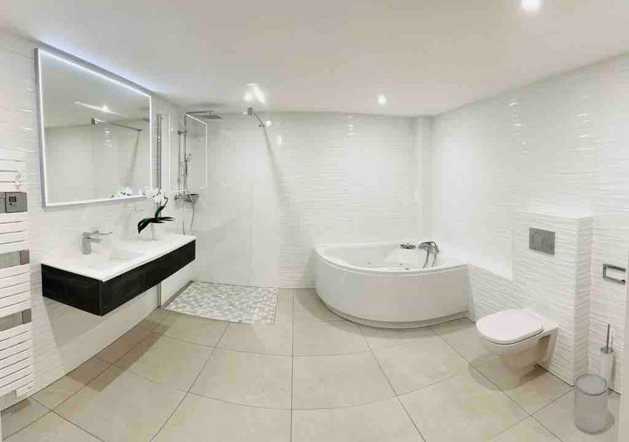 Appartement entier, Appartement charmant avec vue sur le lac à Excenevex - 70 m² in Excenevex, Région de Thonon-les-Bains