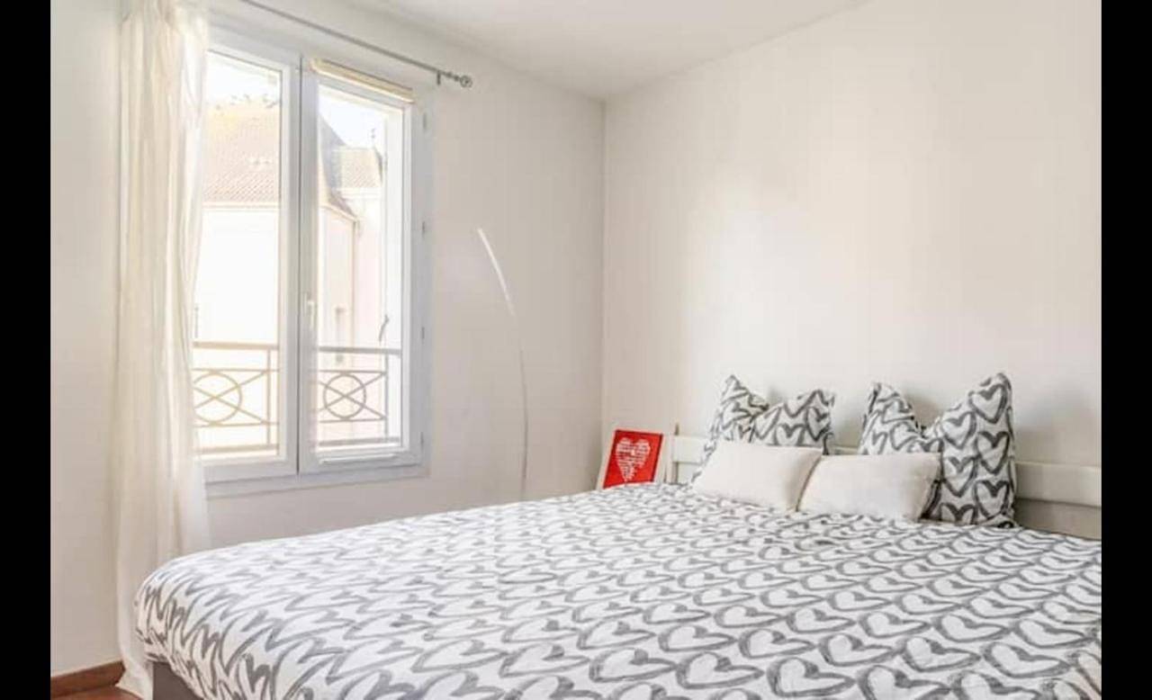 Appartement entier, Location Professionnelle - Maison 2 à 4 personnes proche Disney-Astérix-Cdg in Villeparisis, Seine-et-Marne