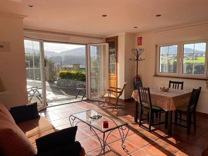 Apartamento para 4 personas, con vistas y terraza, Se admiten mascotas en Cudillero