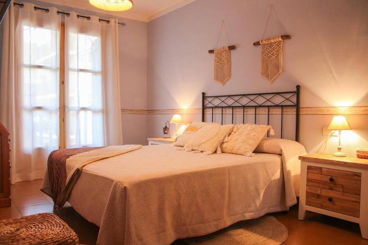 Gîte pour 6 personnes, avec Balcon et Vue à Rialp - 2