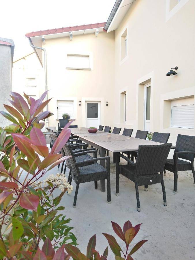 Ferienhaus für 15 Personen, mit Whirlpool und Terrasse sowie Ausblick in Verdun - 4