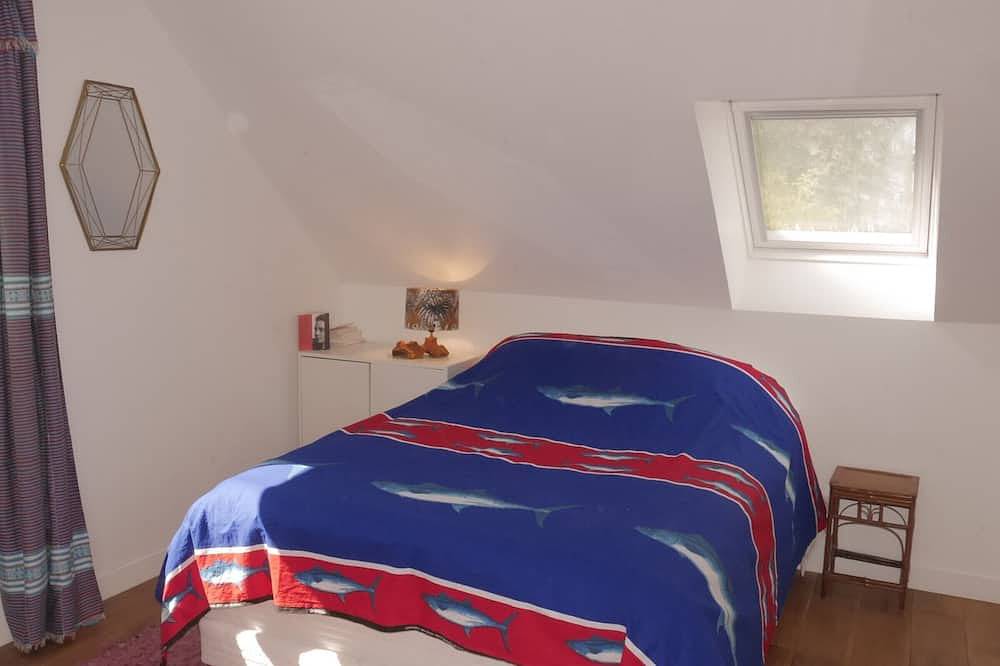 Maison contemporaine au calme près de la plage, Wifi inclus in Locmaria, Côte des Mégalithes