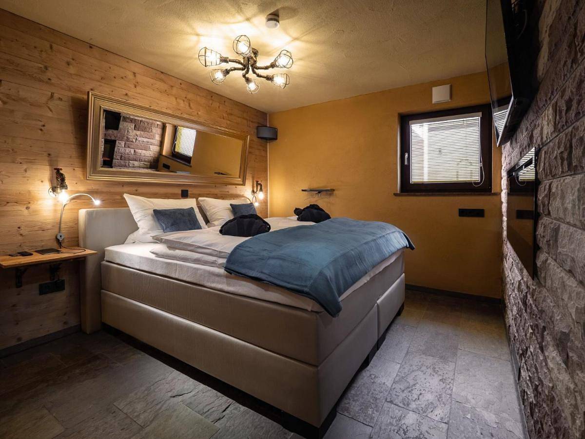 Appartement entier, Ferienwohnung Altschloss in Altschlossfelsen, Eppenbrunn