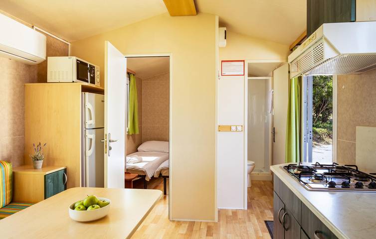 Bungalow für 5 Personen, mit Terrasse, kinderfreundlich in Pula - 4