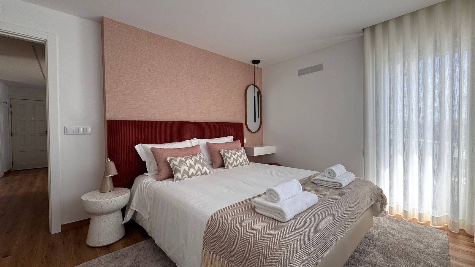 Apartamento inteiro, Apartamento de férias para 6 pessoas com varanda in Fátima, Distrito de Santarém