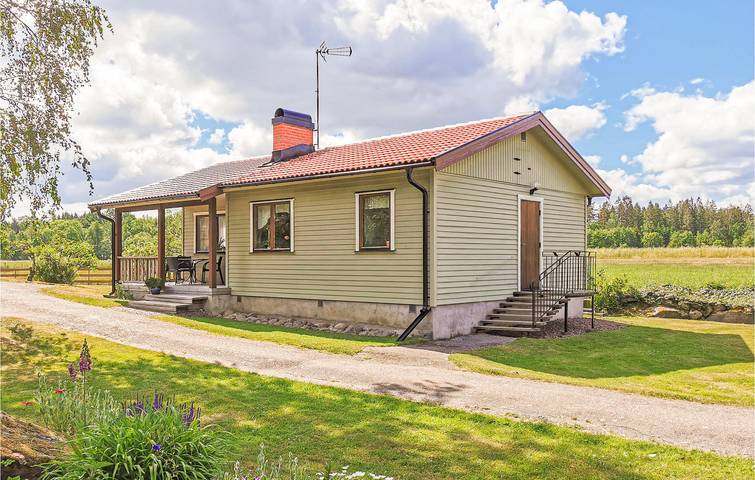 Hus för 4 Personer med terass in Småland