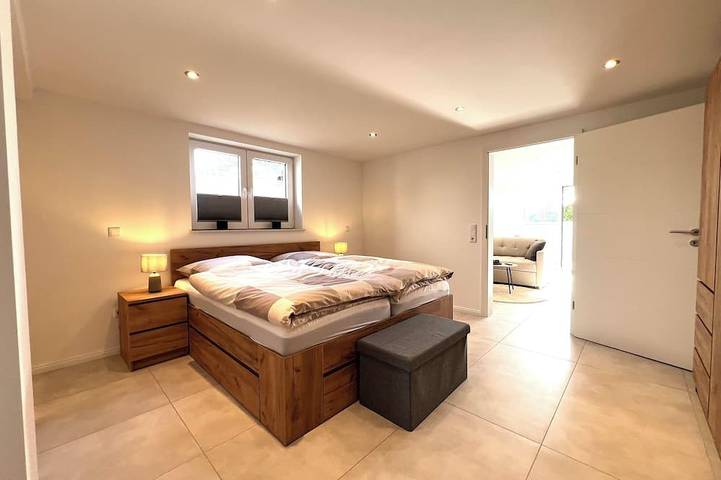 Ganze Wohnung, Neu saniert! Tolle Zwei-Zimmer Ferienwohnung zwischen den Meeren! in Großsolt, Grünes Binnenland