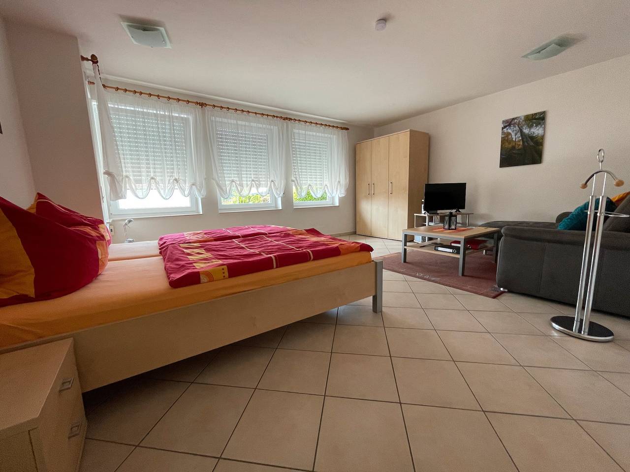 Appartement entier, Appartement 'Nell' avec terrasse privée, jardin privé et Wi-Fi in Daisendorf, Obersee (Bodensee)