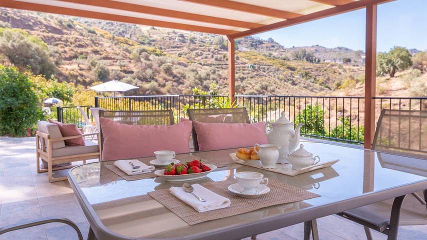 Finca für 6 Personen, mit Pool und Balkon/Terrasse in Cómpeta - 4