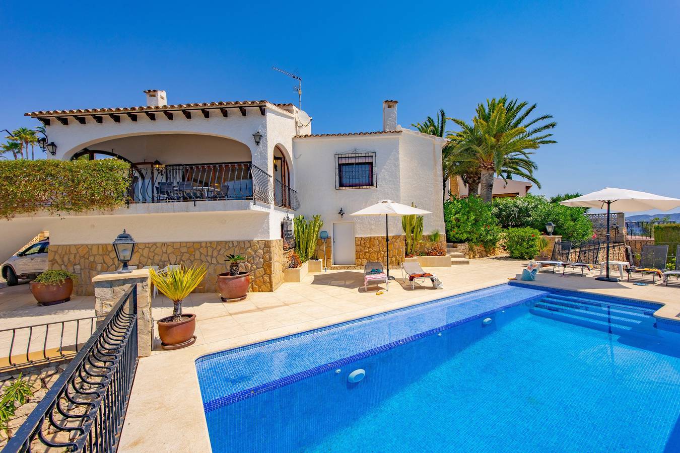 Villa Quimera - Plusholidays in Les Bassetes, Benisa