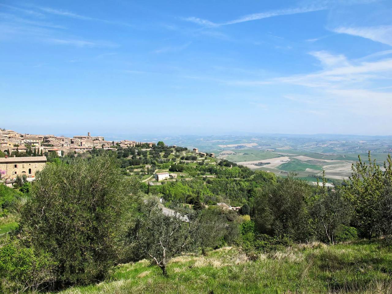 Apartamento entero, 2 estancias 6 personas in San Giovanni d'Asso, Montalcino