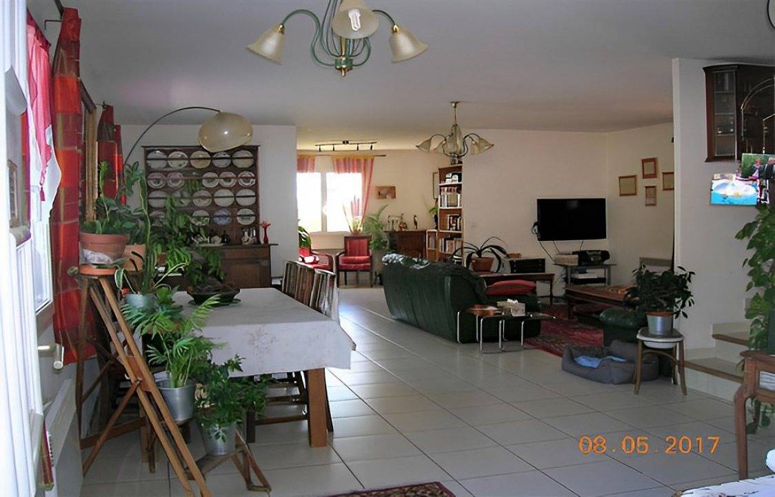 La Petite Pause - La chambre rose in Poussan, Côte d'Améthyste