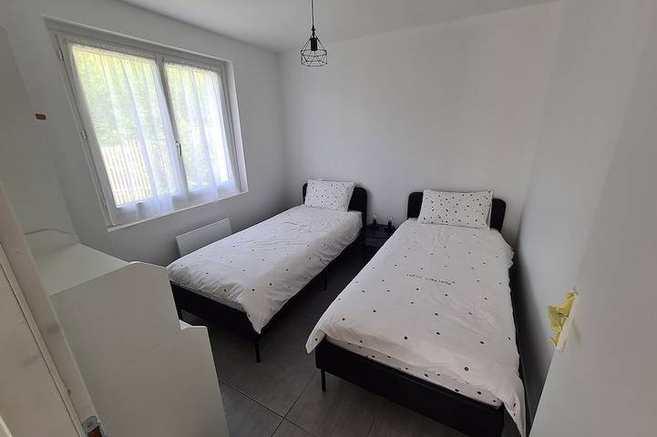 Location de vacances pour 6 personnes, avec jacuzzi ainsi que terrasse et jardin à Givrand - 4