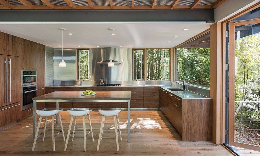 Modernes Meisterwerk über Squam, vorgestellt im Boston Magazine in Center Harbor, Squam Lake