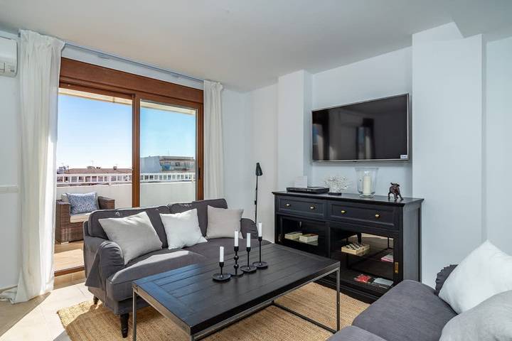 Ganze Ferienwohnung, Pool Penthouse in La Cala by Costarentals in Playa de La Cala - El Torreón (Mijas), Mijas