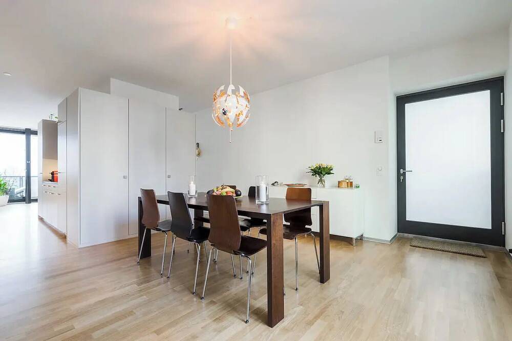 Entire apartment, Luxury Apartment. Great Location. High Speed Wi-Fi in Zurich, Zurich district
