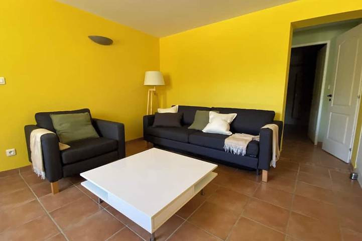 Appartement entier, Vue exceptionnelle Pic Saint-Loup - Piscine – Gîte 4 personnes in Saint-Mathieu-de-Tréviers, Côte méditerranéenne (France)