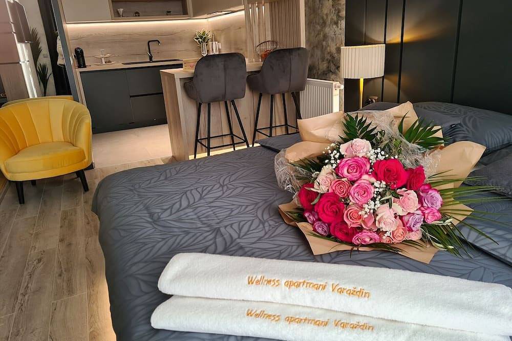 Geheel appartement, Wellness Apartments - Studio Apartment with Terrace in Varaždin