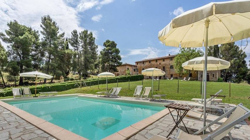 Ferienhaus für 6 Personen, mit Pool und Terrasse sowie Garten, mit Haustier - 1