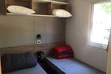 Camping pour 4 Personnes dans Pont-de-Poitte, Jura, Photo 2