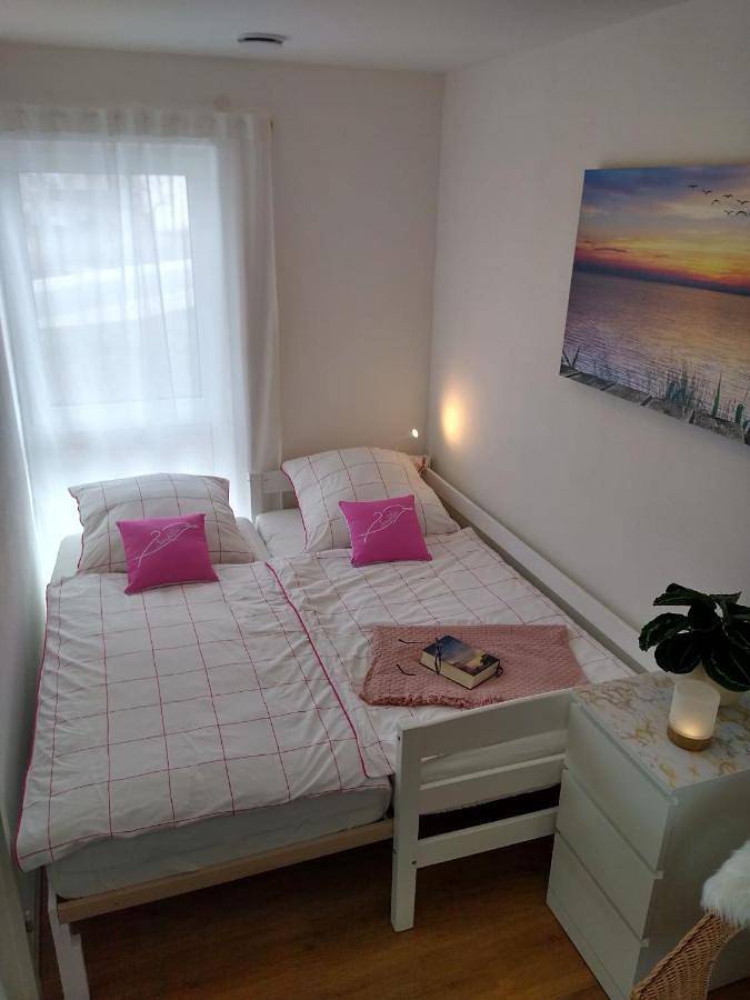 Ganze Wohnung, One-Bedroom Apartment in Burgbernheim, Romantische Straße