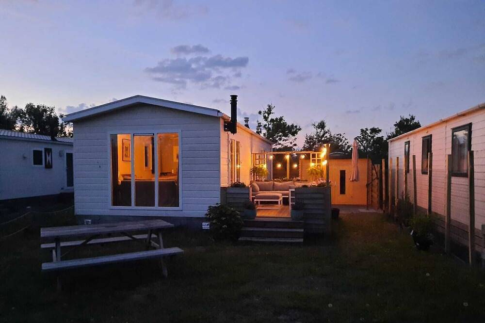 Schönes und komfortabel eingerichtetes Chalet 400 m vom Strand von Petten entfernt. in Petten, Niederländische Nordsee