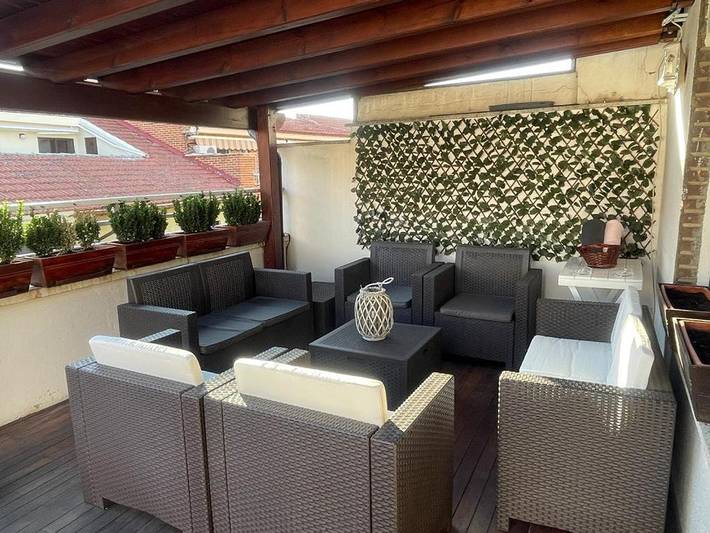Apartamento para 8 personas, con Balcón y Jacuzzi además de Terraza y Vistas en Zamora 