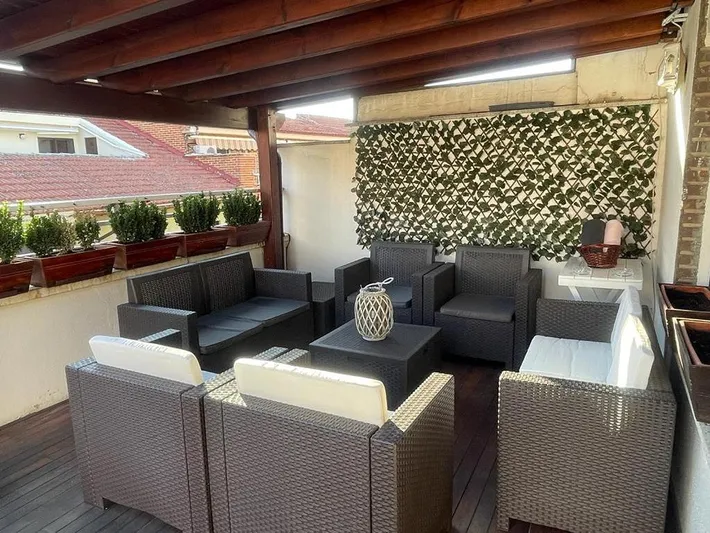 Apartamento de vacaciones para 8 personas, con balcón y jacuzzi - 1
