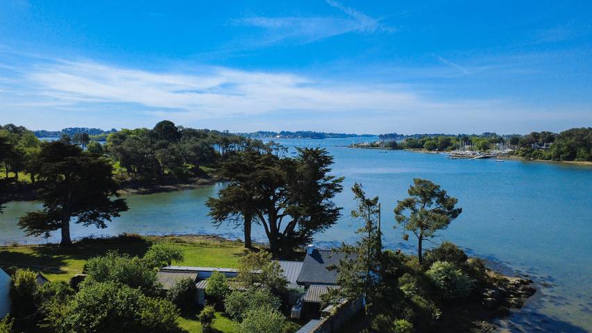 Location de vacances pour 6 personnes, avec jardin ainsi que vue sur l’océan et terrasse à Arradon - 2