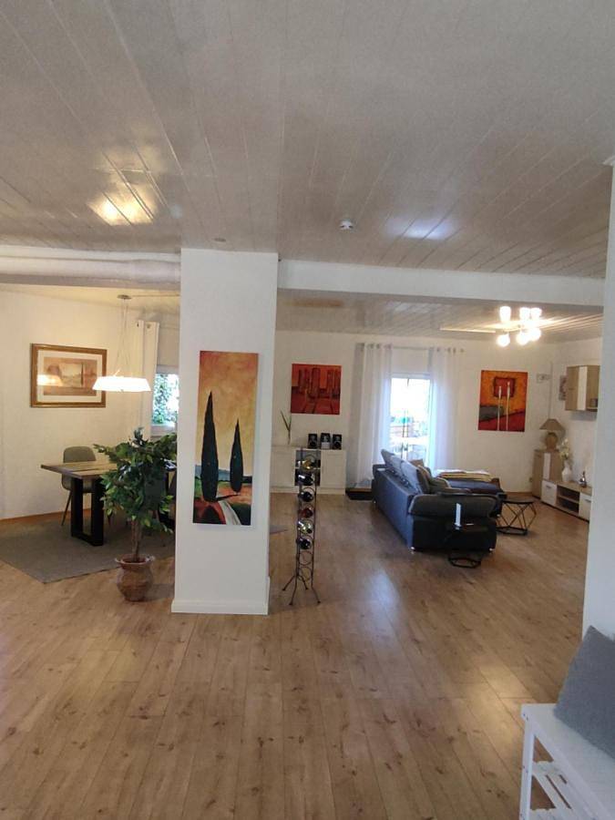 Ganze Wohnung, One-Bedroom Apartment in Laacher See, Wassenach